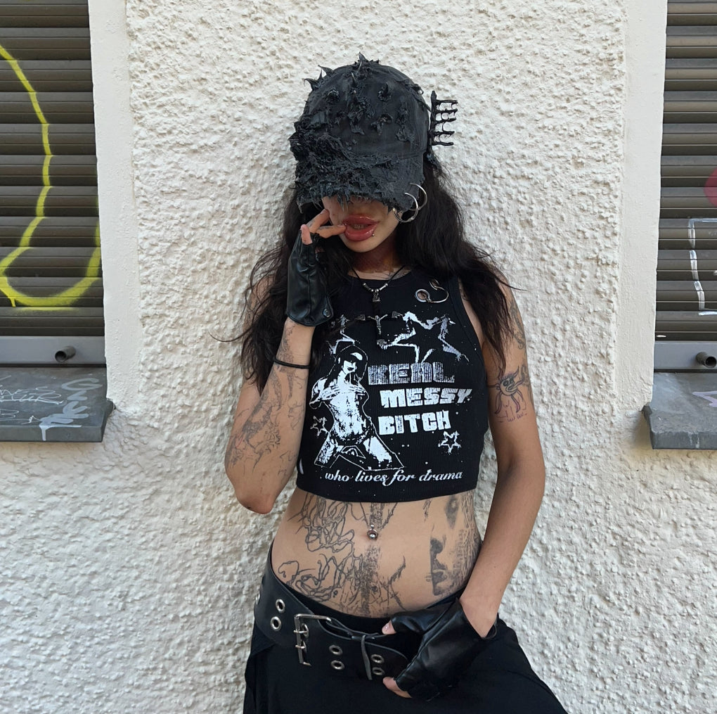 Cap with silicone horns