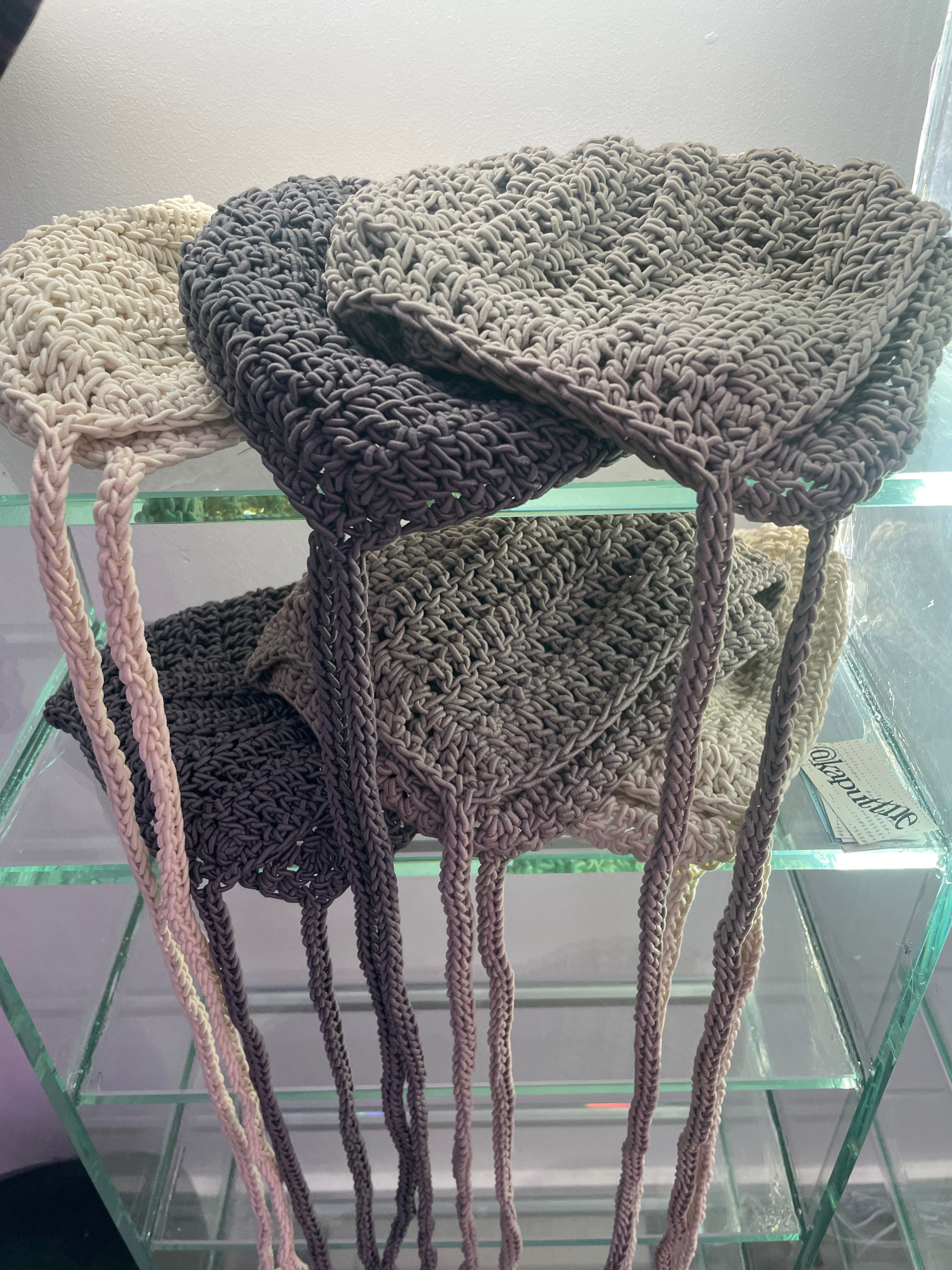 Crochet Hat – Kaputtne