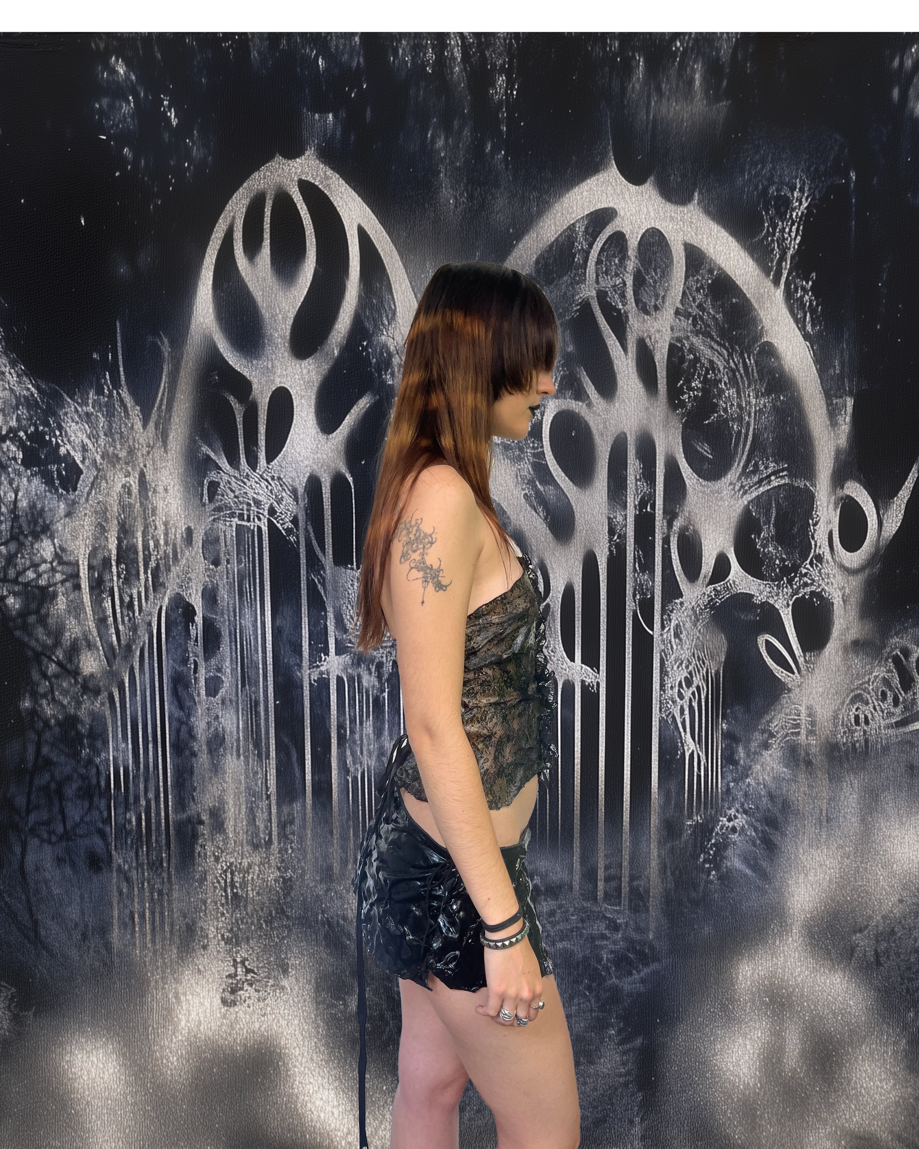 Crude Oil Skirt – sain✝